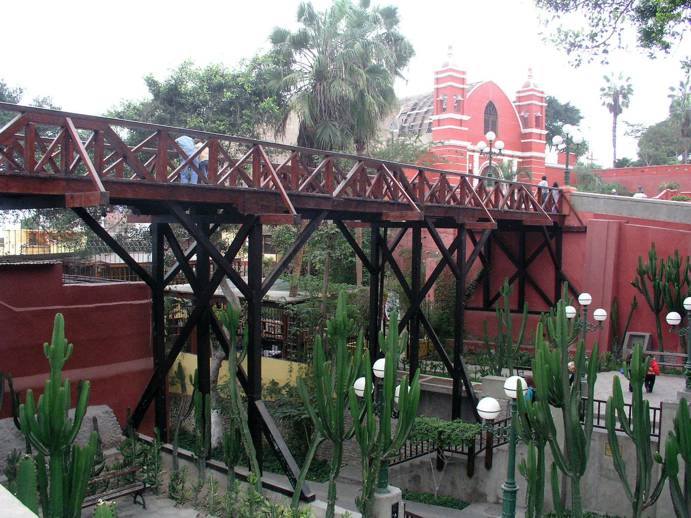 Puente de los Suspiros en el barrio de Barranco, Lima