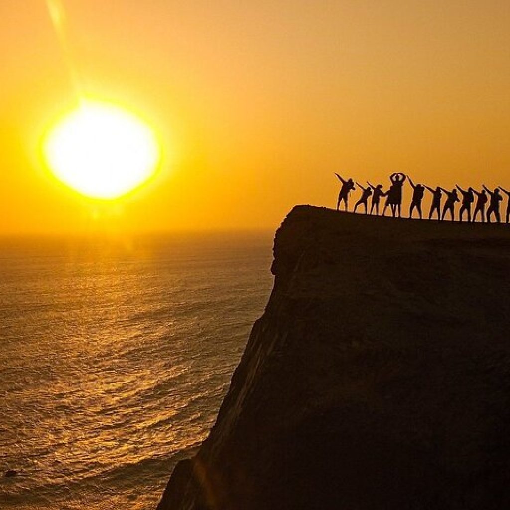 Islas Ballestas + Trek Golden Shadows