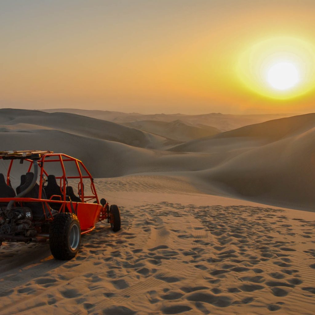 Traslado Paracas – Huacachina + Tubular y sandboarding.