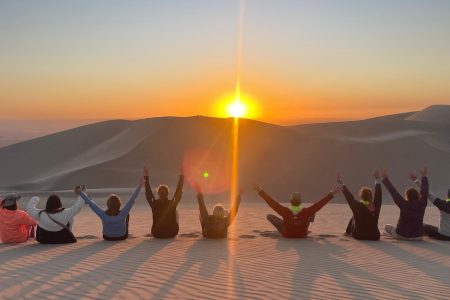 Buggy en las Dunas al Atardecer y Sandboarding Huacachina
