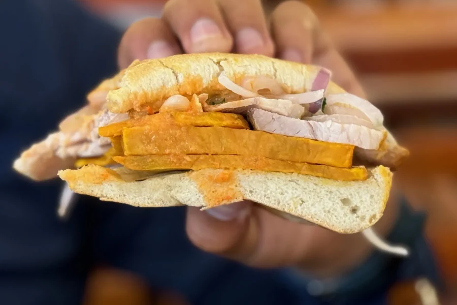 Tour Gastronómico y Experiencia en el Mercados