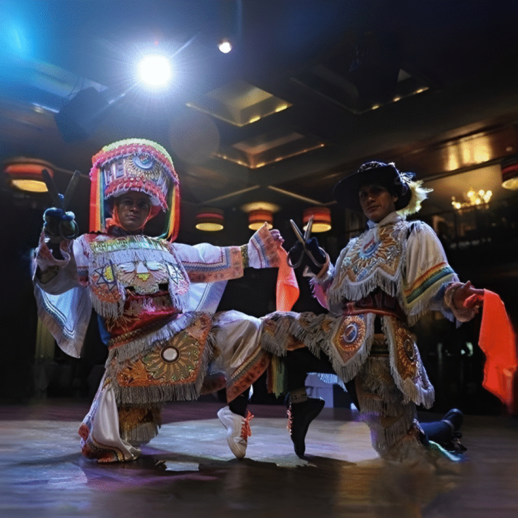 Circuito mágico del Agua y Cena Show Danzas típicas