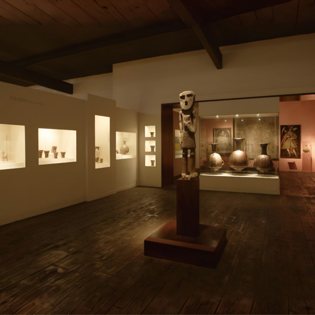 Museo Larco + Vestigios Arqueológicos