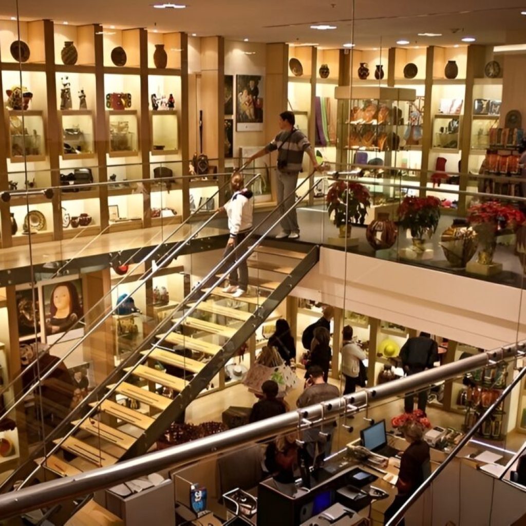 Tour Museo de Oro