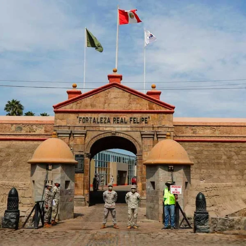 Tour Castillo Real Felipe