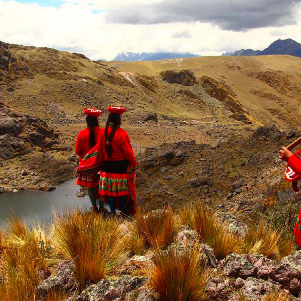 Explora Cusco y Lares: Caminata Ancestral en los Andes 8 días / 7 noches