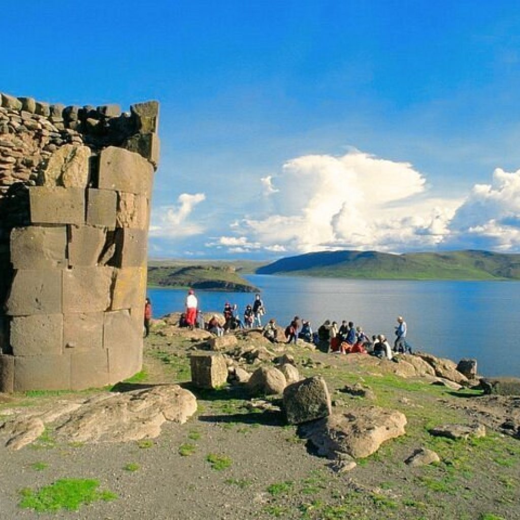 Perú Inolvidable Premium: Andes Sagrados y Amazonía Viva 14D/13N