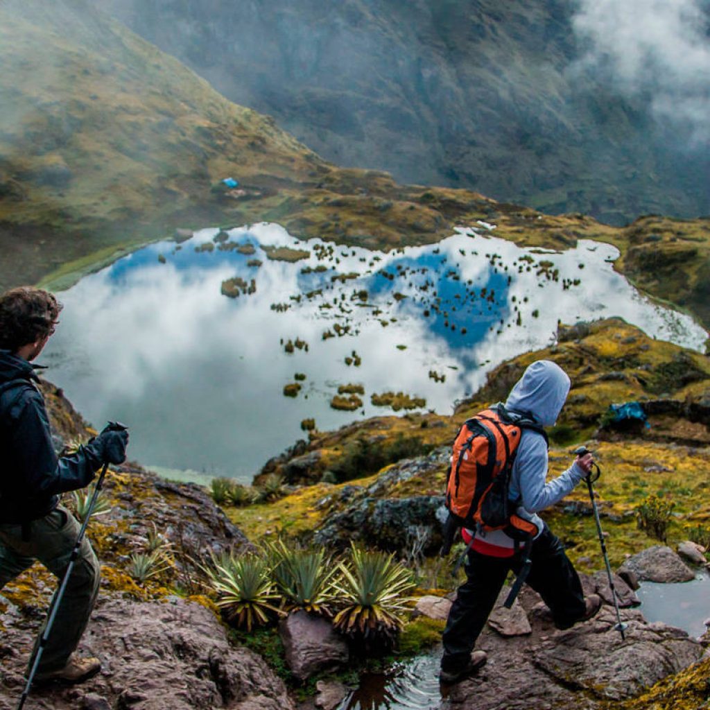 Explora Cusco y Lares: Caminata Ancestral en los Andes 8 días / 7 noches