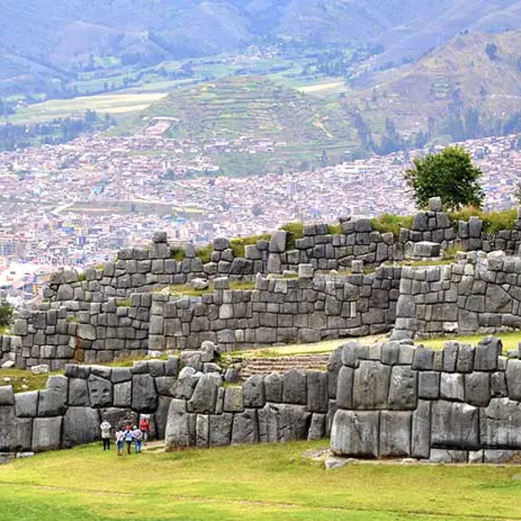 Aventura Completa en Cusco: Valle Sagrado, Machu Picchu, Maras Moray y Montaña de Colores 6 días / 5 noches