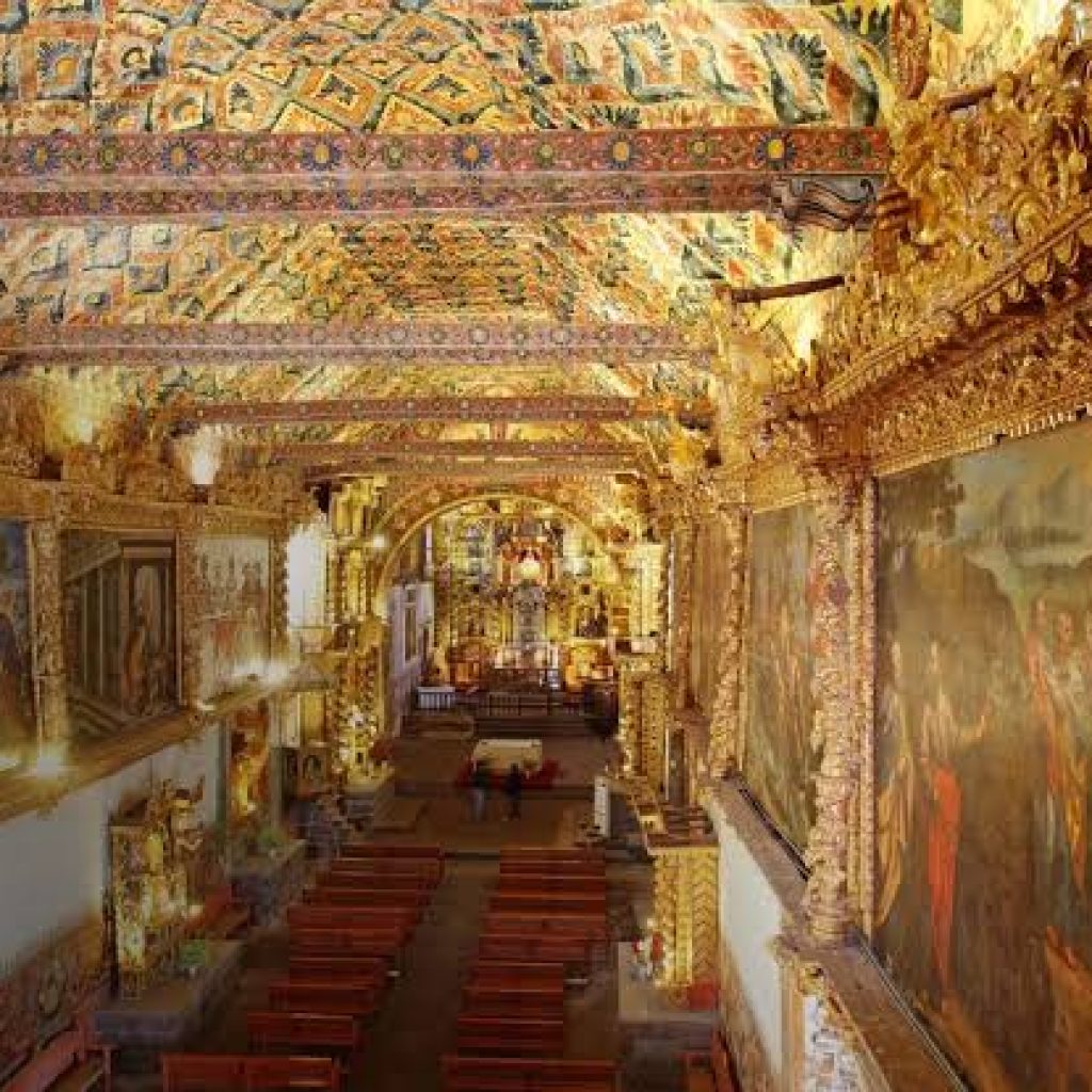 Valle Sagrado: Tour Guiado El Camino de Tres Culturas con Transporte